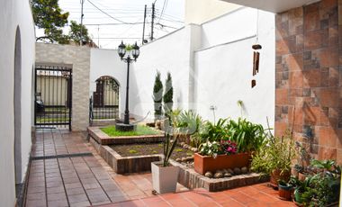 En Renta Casa Ubicada En Cedritos, Al Norte De Bogotá