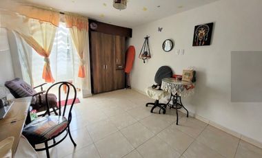 CASA EN VENTA EN AVENIDA 30 DE AGOSTO/PEREIRA
