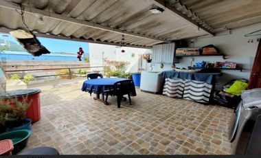 CASA EN VENTA EN AVENIDA 30 DE AGOSTO/PEREIRA