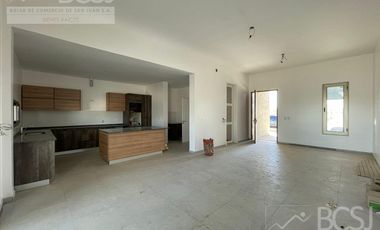 Casa en Barrio Privado Campo La Rosa
