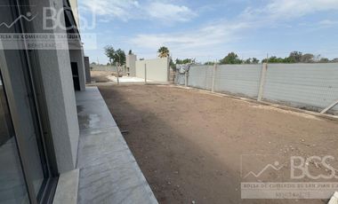 Casa en Barrio Privado Campo La Rosa