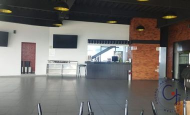 LOCAL EN RENTA PARA RESTAURANTE ZONA ESMERALDA EXCELENTE UBICACION