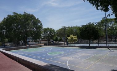 PROPIEDAD EN ESQUINA FRENTE PARQUE. INVIERTE EN RENTABILIDAD MAS PLUSVALIA INMED