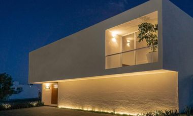 CASA EN VENTA EN JURIQUILLA QUERETARO
