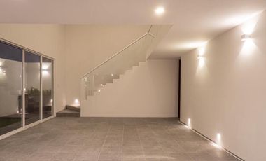 CASA EN VENTA EN JURIQUILLA QUERETARO