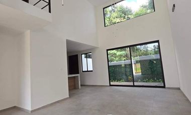 Casa en venta en Coatepec zona Libramiento