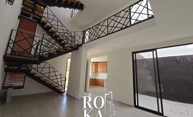 Casa en venta en Coatepec zona libramiento