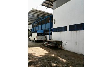 ALQUILER GALERA TERRENO Y OFICINA  EN PUEBLO NUEVO 1328 M2 KAF
