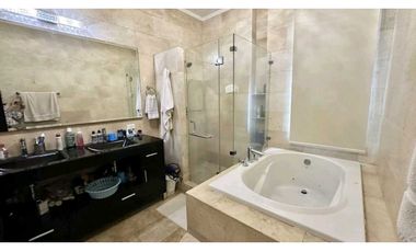Se vende apto en.Pacific village