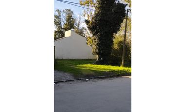 LOTE EN CALLE CATALUÑA 8800