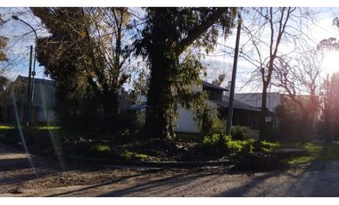 LOTE EN CALLE CATALUÑA 8800