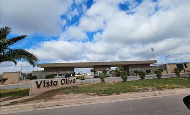 CASA  · VENTA · B. PRIVADO APTO CREDITO · 3 DORMITORIOS ·MAIPÚ