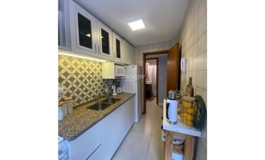 EXCELENTE DEPARTAMENTO DE 4 AMBIENTES FRENTE AL MAR CON COCHERA