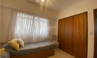 EXCELENTE DEPARTAMENTO DE 4 AMBIENTES FRENTE AL MAR CON COCHERA