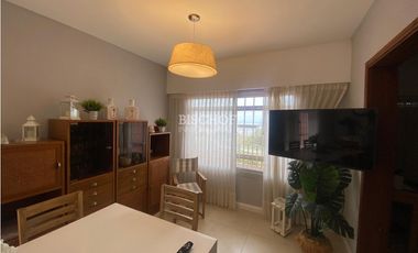 EXCELENTE DEPARTAMENTO DE 4 AMBIENTES FRENTE AL MAR CON COCHERA
