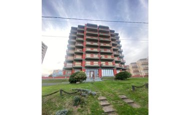 EXCELENTE DEPARTAMENTO DE 4 AMBIENTES FRENTE AL MAR CON COCHERA