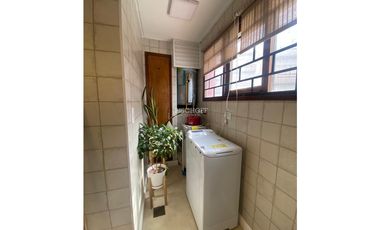 EXCELENTE DEPARTAMENTO DE 4 AMBIENTES FRENTE AL MAR CON COCHERA