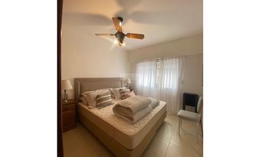 EXCELENTE DEPARTAMENTO DE 4 AMBIENTES FRENTE AL MAR CON COCHERA
