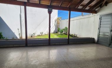 Casa en venta en Remedios de Escalada Oeste