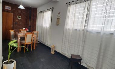 Casa en venta en Remedios de Escalada Oeste