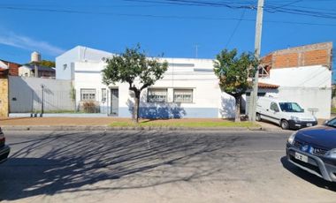 Casa en venta en Remedios de Escalada Oeste