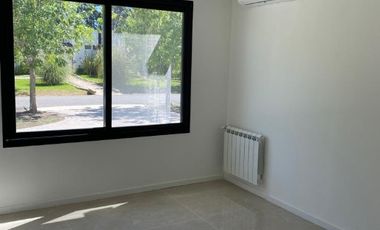 Casa en venta en Miralagos