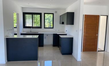 Casa en venta en Miralagos