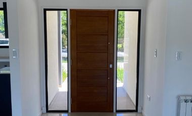 Casa en venta en Miralagos