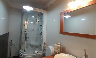 Venta-Excelente casa de 2 plantas  en Parque Chacabuco