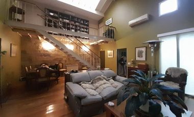 Venta-Excelente casa de 2 plantas  en Parque Chacabuco