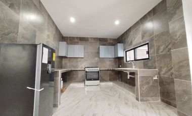 GRAN OPORTUNIDAD, VENTA DE CASA EN PLAYA; CHICXULUB PUERTO