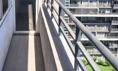 Departamento en Venta en Metro las Torres/ Américo Vespucio