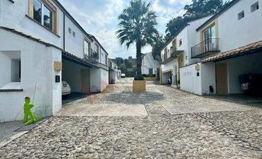 Venta de Casa en Condominio en Olivar de los Padres diseñada Arq Artigas