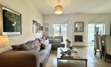 Venta de Casa en Condominio en Olivar de los Padres diseñada Arq Artigas