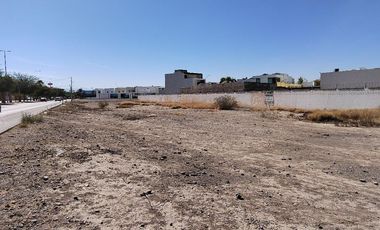 Terreno en Venta Fracc La Muralla a pie del Blvd. Montessori, Coahuila o Tajito