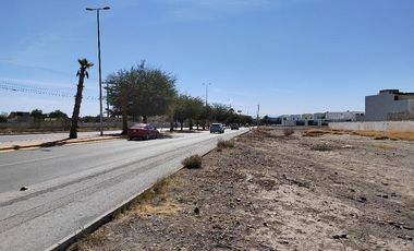 Terreno en Venta Fracc La Muralla a pie del Blvd. Montessori, Coahuila o Tajito
