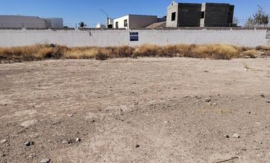 Terreno en Venta Fracc La Muralla a pie del Blvd. Montessori, Coahuila o Tajito