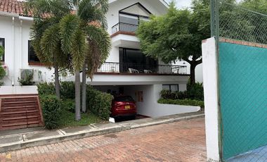 VENTA de CASAS en GIRARDOT