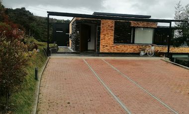 VENTA de CASAS en LA CALERA