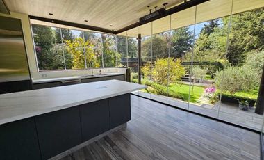 Casa Moderna con excelentes espacios