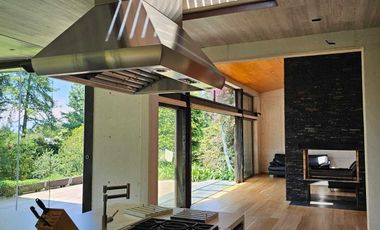 Casa Moderna con excelentes espacios