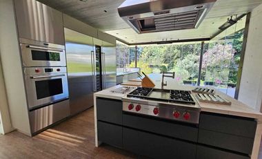 Casa Moderna con excelentes espacios