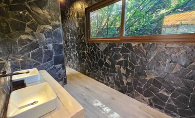 Casa Moderna con excelentes espacios