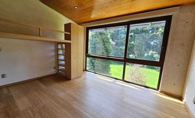 Casa Moderna con excelentes espacios