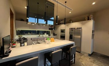 VENTA DE CASA EN TERRALTA RESIDENCIAL COUNTRY CLUB VALLE PONIENTE