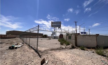 Terreno a metros del Puente Zaragoza