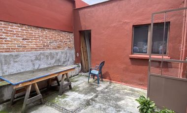 TERRENO EN VENTA CON CONSTRUCCIÓN EN COYOACÁN
