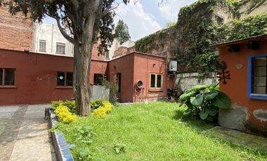 TERRENO EN VENTA CON CONSTRUCCIÓN EN COYOACÁN