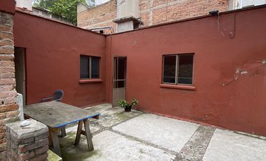 TERRENO EN VENTA CON CONSTRUCCIÓN EN COYOACÁN