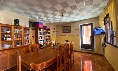 VENTA CASA CUAUTITLÁN CENTRO CON USO COMERCIAL.